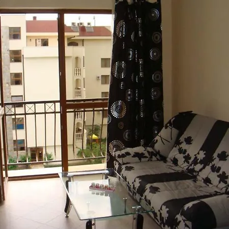 I28 At Cascadas 2 Apartment
